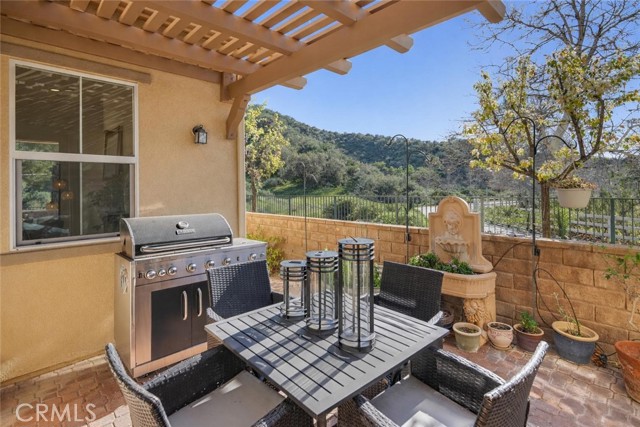 Detail Gallery Image 30 of 44 For 27976 Red Pine Ct, Valencia,  CA 91354 - 2 Beds | 3 Baths