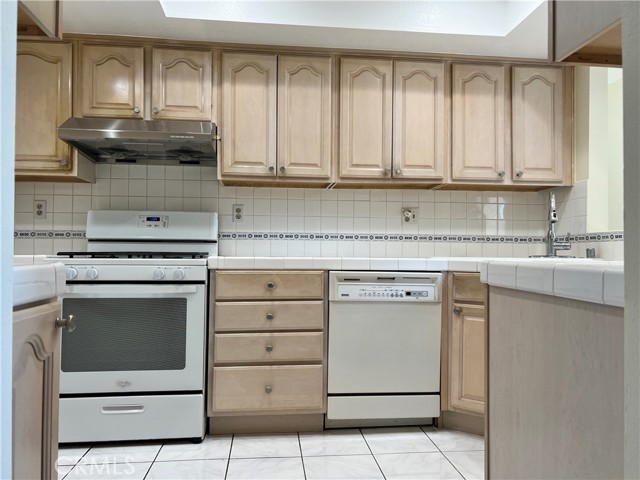Detail Gallery Image 15 of 37 For 13946 Sandy Way 26a,  Garden Grove,  CA 92844 - 3 Beds | 2/1 Baths
