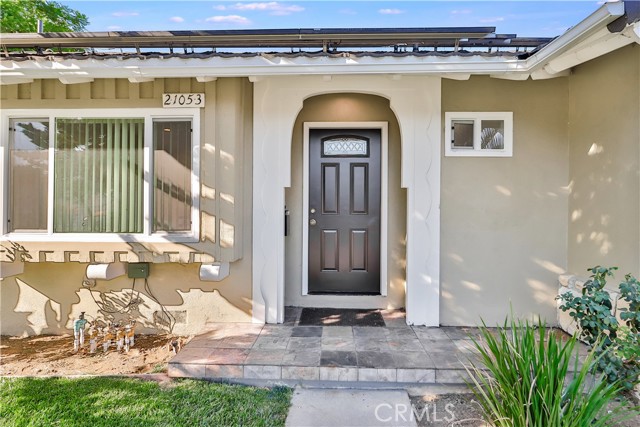 Detail Gallery Image 2 of 41 For 21053 Burton St, Canoga Park,  CA 91304 - 3 Beds | 2 Baths