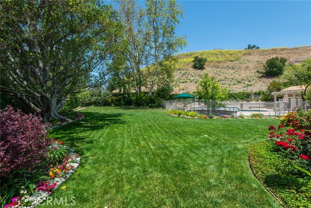 Detail Gallery Image 10 of 40 For 25473 Cumberland Ln, Calabasas,  CA 91302 - 6 Beds | 7/1 Baths