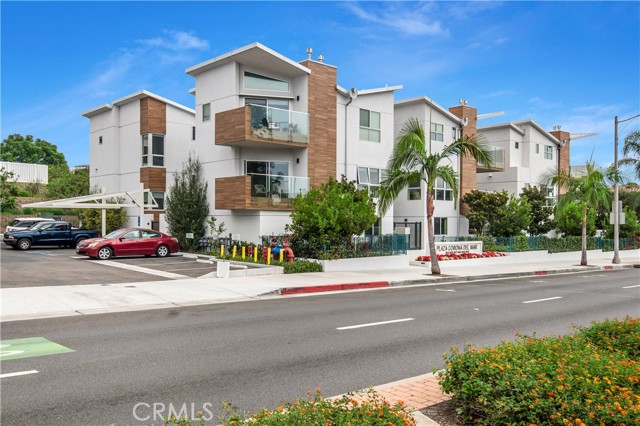 Detail Gallery Image 2 of 36 For 3920 E Coast Highway, Corona Del Mar,  CA 92625 - 3 Beds | 2/1 Baths