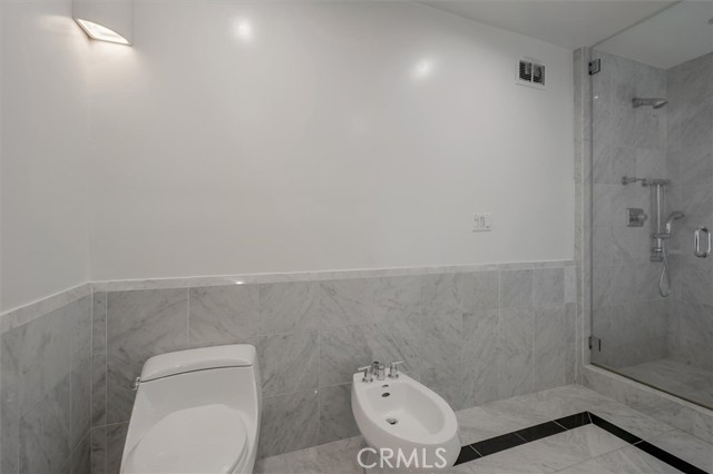 Detail Gallery Image 54 of 65 For 24216 Calvert St, Woodland Hills,  CA 91367 - 5 Beds | 3/1 Baths