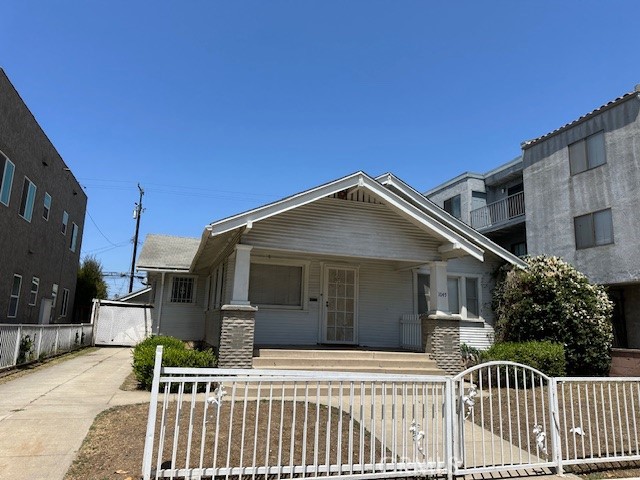 Thumbnail for 1045 Gladys Ave, Long Beach, CA 90804