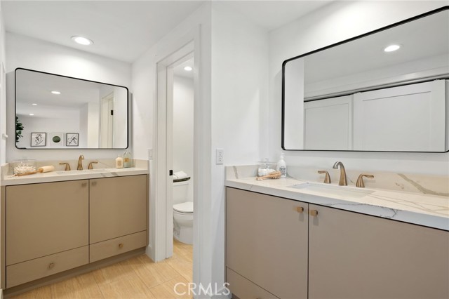 Master Bath with 2 Separate Vanities