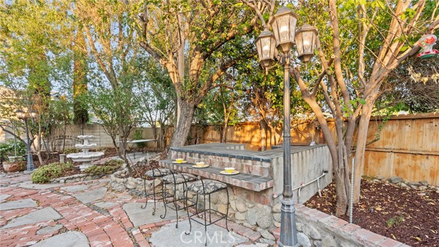 14981 Daisy Circle, Fontana CA: https://media.crmls.org/medias/b105d486-d4a7-409b-ac3c-45c3c0100425.jpg