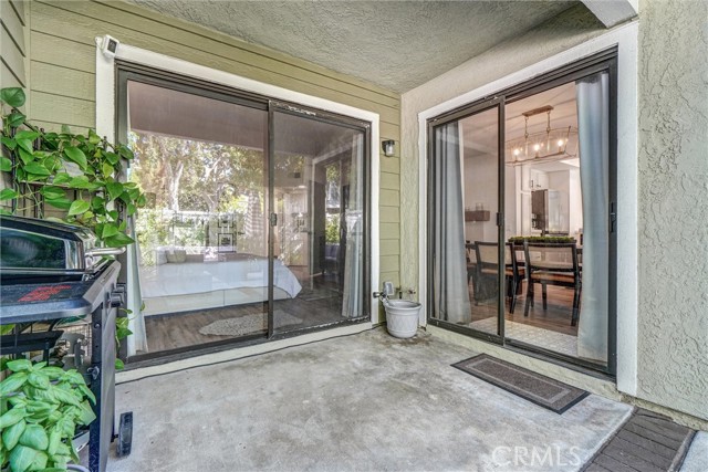 15 Abbey Lane, Aliso Viejo CA: https://media.crmls.org/medias/b106308f-1544-48ee-875d-461e959d7557.jpg