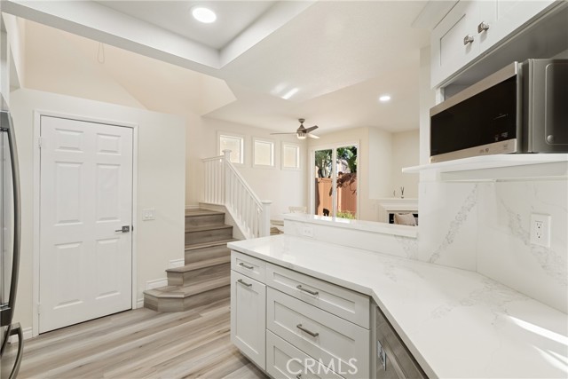 Detail Gallery Image 9 of 24 For 24 Rue De Nicole, Lake Forest,  CA 92610 - 3 Beds | 2/1 Baths