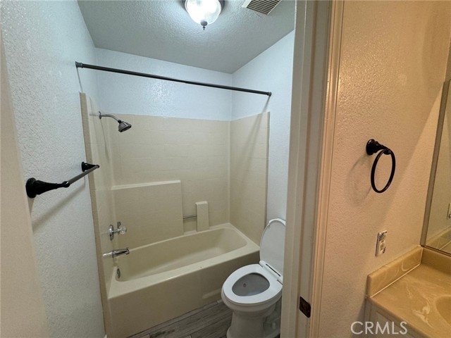 15030 Zieglinde Drive, Lake Elsinore CA: https://media.crmls.org/medias/b1070c76-fd63-466a-a8b0-65020da1d9cf.jpg