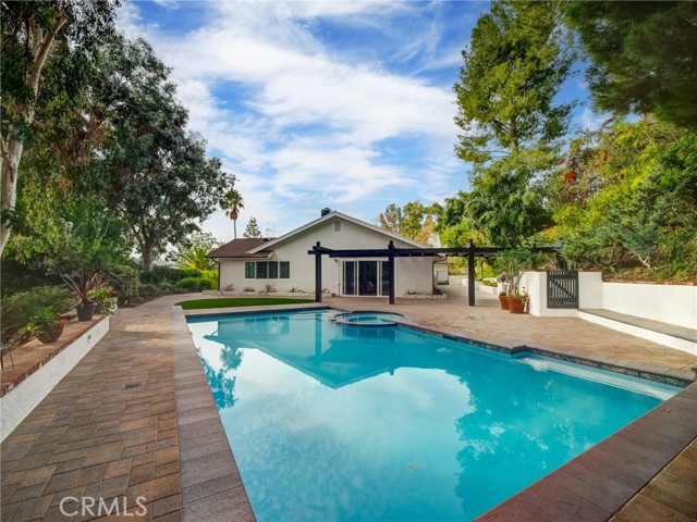 Detail Gallery Image 57 of 67 For 4732 Del Moreno Dr, Woodland Hills,  CA 91364 - 4 Beds | 3 Baths