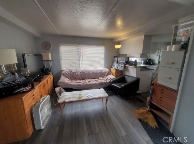 Detail Gallery Image 11 of 18 For 1425 W 132nd St #1,  Gardena,  CA 90249 - 1 Beds | 1 Baths