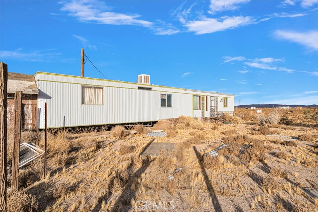 Detail Gallery Image 33 of 44 For 36249 Campbell Rd, Lucerne Valley,  CA 92356 - 5 Beds | 3 Baths