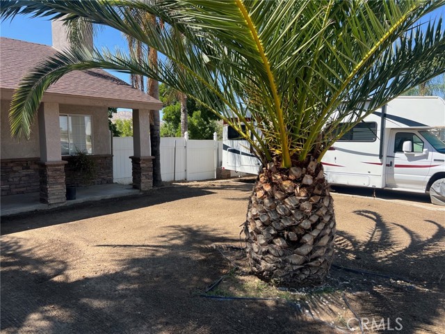 21015 Norman Road, Nuevo CA: https://media.crmls.org/medias/b10946d2-d400-484c-b785-60bd447400ca.jpg