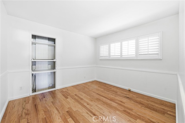 Detail Gallery Image 24 of 41 For 18638 Malden, Northridge,  CA 91324 - 4 Beds | 2 Baths