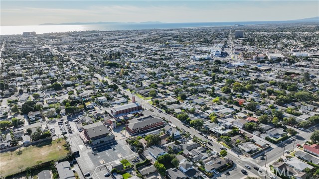 Detail Gallery Image 3 of 75 For 1984 Orange Ave, Costa Mesa,  CA 92627 - 7 Beds | 5 Baths