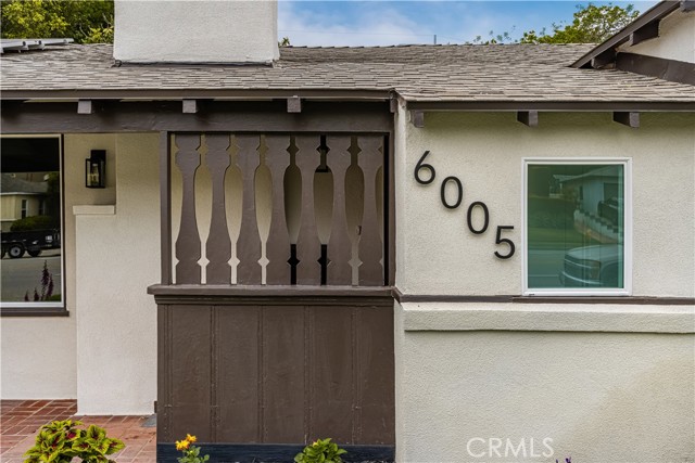 6005 S La Brea Avenue, Los Angeles CA: https://media.crmls.org/medias/b10a52b5-aa9a-4490-89aa-5ad661df5cfc.jpg