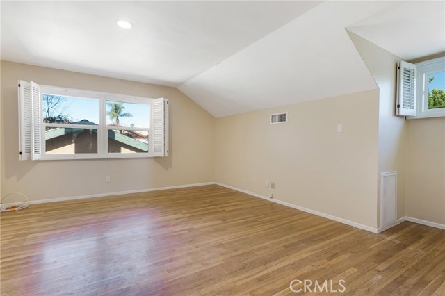 Detail Gallery Image 25 of 43 For 12829 Landale St, Studio City,  CA 91604 - 3 Beds | 2 Baths