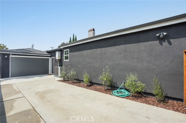 2002 Robinson Street, Redondo Beach, California 90278, 3 Bedrooms Bedrooms, ,2 BathroomsBathrooms,Residential,Sold,Robinson,PV21181666