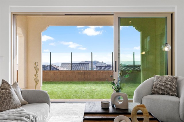 118 sunnybank Boulevard, Irvine CA: https://media.crmls.org/medias/b10b6cd6-c860-487d-b5dd-6f60ede88261.jpg