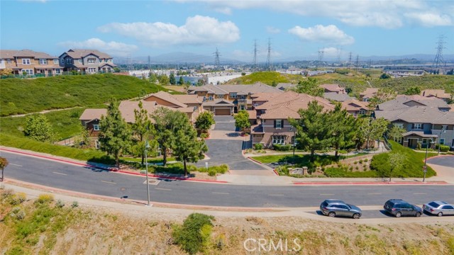 Detail Gallery Image 34 of 37 For 16638 Nicklaus Dr #96,  Sylmar,  CA 91342 - 3 Beds | 2/1 Baths