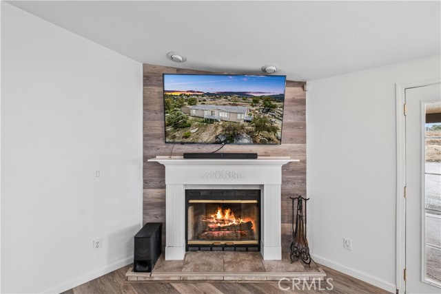 Image 23 of 56 For 34725 Silverwood Court
