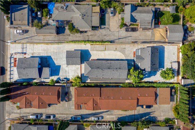 Image 10 of 35 For 14376 Euclid Street 1-4