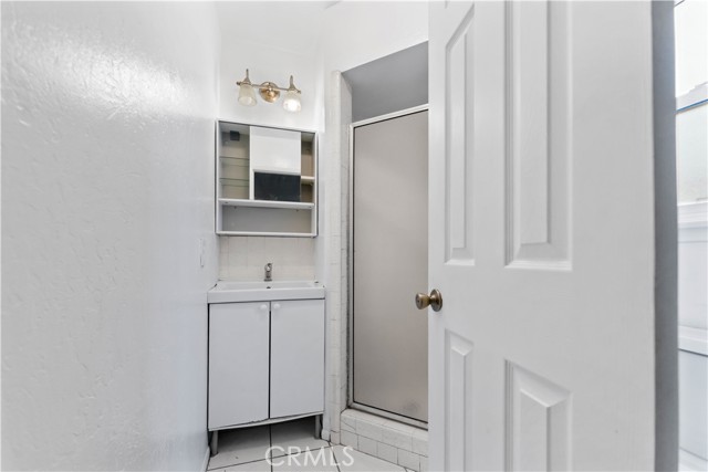 Detail Gallery Image 23 of 27 For 44410 Loneoak, Lancaster,  CA 93534 - 4 Beds | 2 Baths