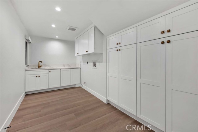 Detail Gallery Image 47 of 65 For 804 Gardenia, Corona Del Mar,  CA 92625 - 2 Beds | 2 Baths