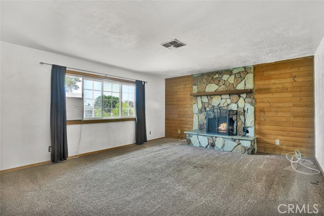 2378 Thisa Way, Hemet CA: https://media.crmls.org/medias/b10d8807-0d22-4616-bfdb-ac98a13d0d77.jpg