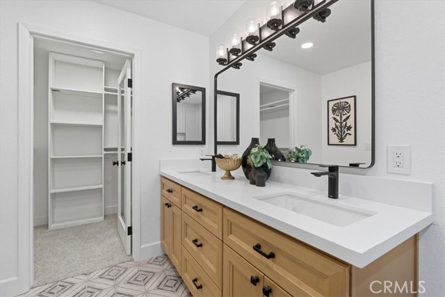 12 Gettysburg, Irvine CA: https://media.crmls.org/medias/b10d8d25-34d0-4b82-bba1-7f3f50b77309.jpg