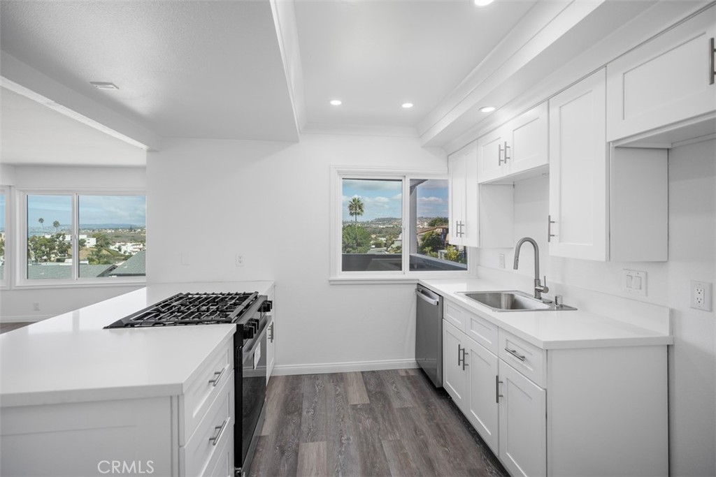 MLS #OC25198986 image #14