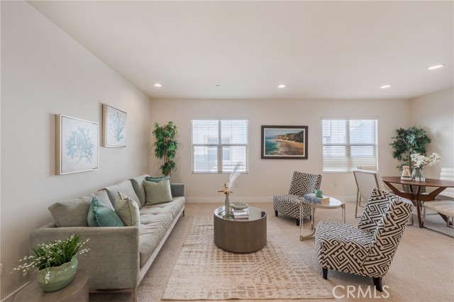 Detail Gallery Image 8 of 43 For 405 S Anaheim #5,  Anaheim,  CA 92805 - 2 Beds | 2 Baths