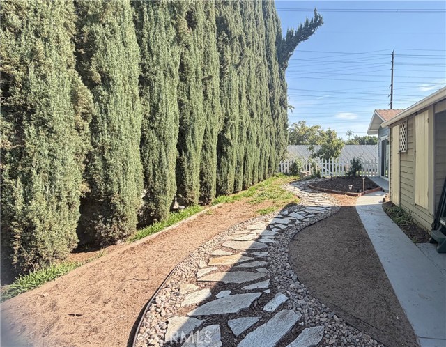 Detail Gallery Image 6 of 6 For 5922 N Vista, San Gabriel,  CA 91775 - 3 Beds | 2 Baths