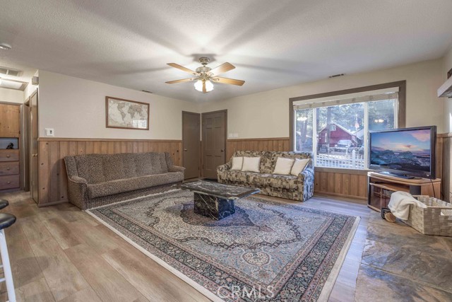 Detail Gallery Image 6 of 37 For 433 Conklin, Big Bear Lake,  CA 92315 - 2 Beds | 1 Baths