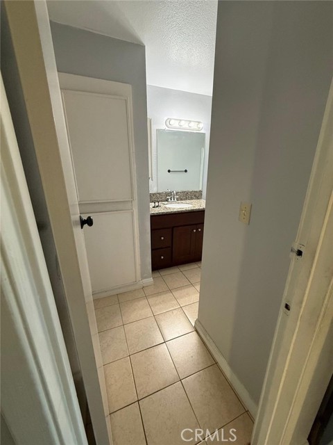 Detail Gallery Image 3 of 18 For 12835 10th #44,  Chino,  CA 91710 - 1 Beds | 1 Baths