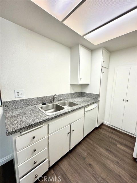 Detail Gallery Image 8 of 24 For 960 E Bonita Ave #108,  Pomona,  CA 91767 - 1 Beds | 1 Baths