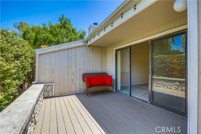 23521 Avenida La Caza, Coto de Caza CA: https://media.crmls.org/medias/b112250b-7b9b-4c9a-ac05-e87989d54ebf.jpg
