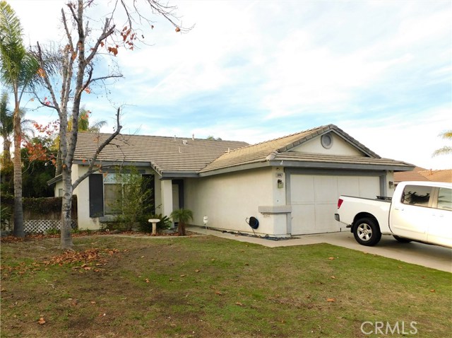 8447 Chesterfield Rd, Riverside, CA 92508