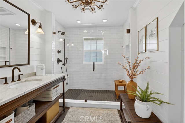 Detail Gallery Image 12 of 62 For 27604 Matterhorn Drive, Lake Arrowhead,  CA 92352 - 3 Beds | 2/1 Baths