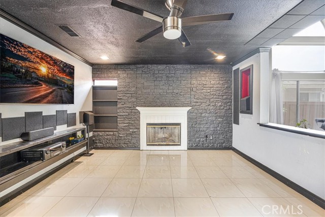 Detail Gallery Image 11 of 41 For 507 Coudures Way, Perris,  CA 92571 - 3 Beds | 2/1 Baths