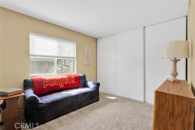 Detail Gallery Image 18 of 71 For 19149 San Jacinto Way, Apple Valley,  CA 92308 - 5 Beds | 3 Baths