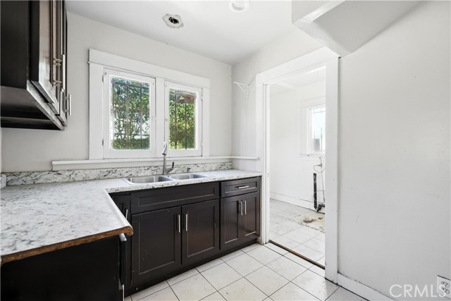 4564 N Figueroa Street, Los Angeles CA: https://media.crmls.org/medias/b115c07c-50c2-4e42-8dfa-812202fade27.jpg