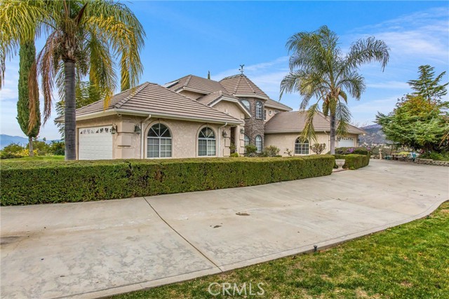 Detail Gallery Image 4 of 39 For 37289 Valgio Dr, Calimesa,  CA 92320 - 3 Beds | 3/1 Baths