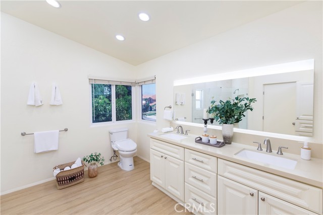 Detail Gallery Image 15 of 31 For 6494 via Del Prado, Chino Hills,  CA 91709 - 5 Beds | 3 Baths