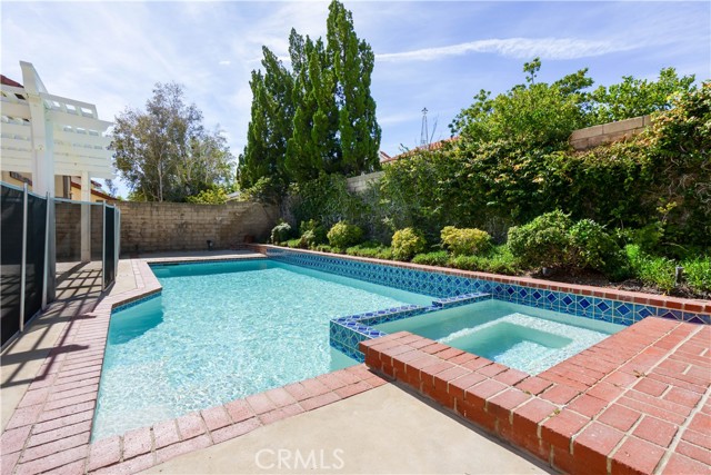 Detail Gallery Image 31 of 34 For 12067 Turtle Springs Ct, Porter Ranch,  CA 91326 - 3 Beds | 2/1 Baths