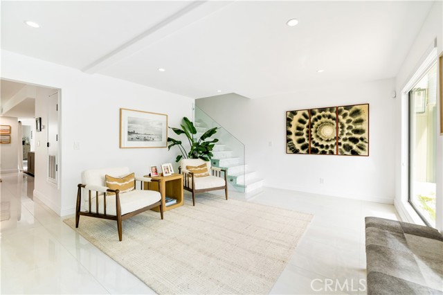 Detail Gallery Image 3 of 45 For 707 Begonia Ave, Corona Del Mar,  CA 92625 - 5 Beds | 5/1 Baths