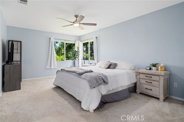 Detail Gallery Image 17 of 35 For 16741 Tim Ln, Van Nuys,  CA 91406 - 4 Beds | 3 Baths