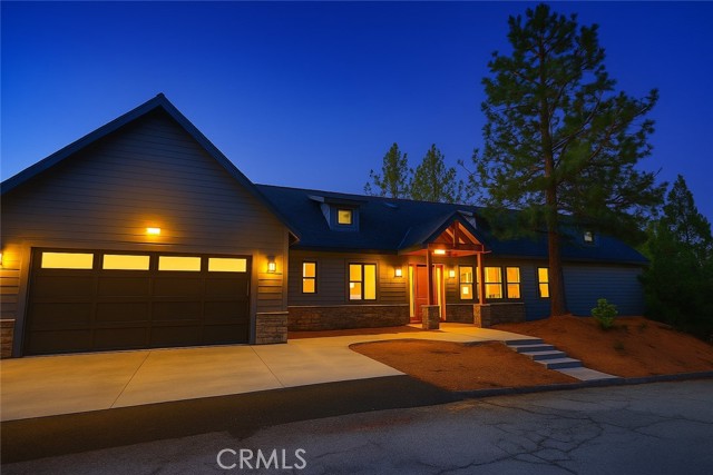 22603 Windward Road, Lake Arrowhead CA: https://media.crmls.org/medias/b1173d9b-7ec8-47a1-80cc-73b63148fcc3.jpg