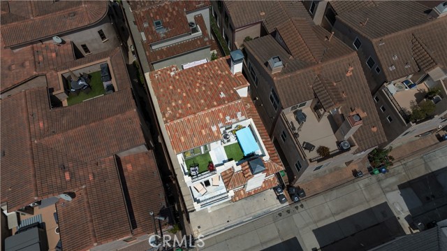 Detail Gallery Image 28 of 31 For 606 1/2 Marigold Ave, Corona Del Mar,  CA 92625 - 2 Beds | 2/1 Baths