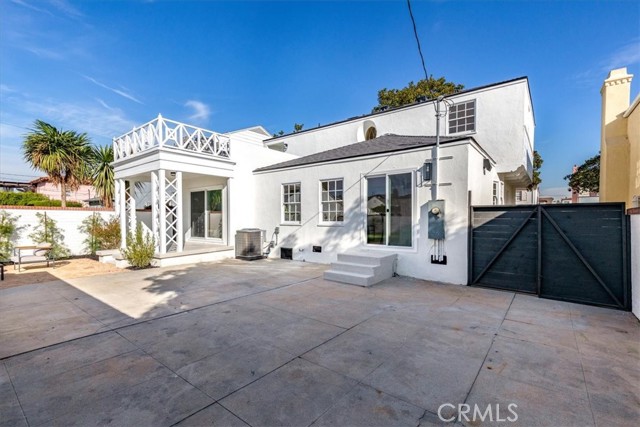 Detail Gallery Image 35 of 42 For 3961 Hepburn Ave, Los Angeles,  CA 90008 - 2 Beds | 2 Baths