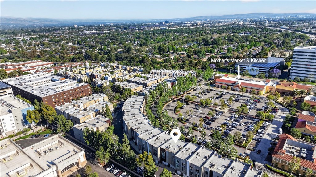 https://media.crmls.org/medias/b1180a37-a006-427f-8100-c86111282ab8.jpg?preset=X-Large